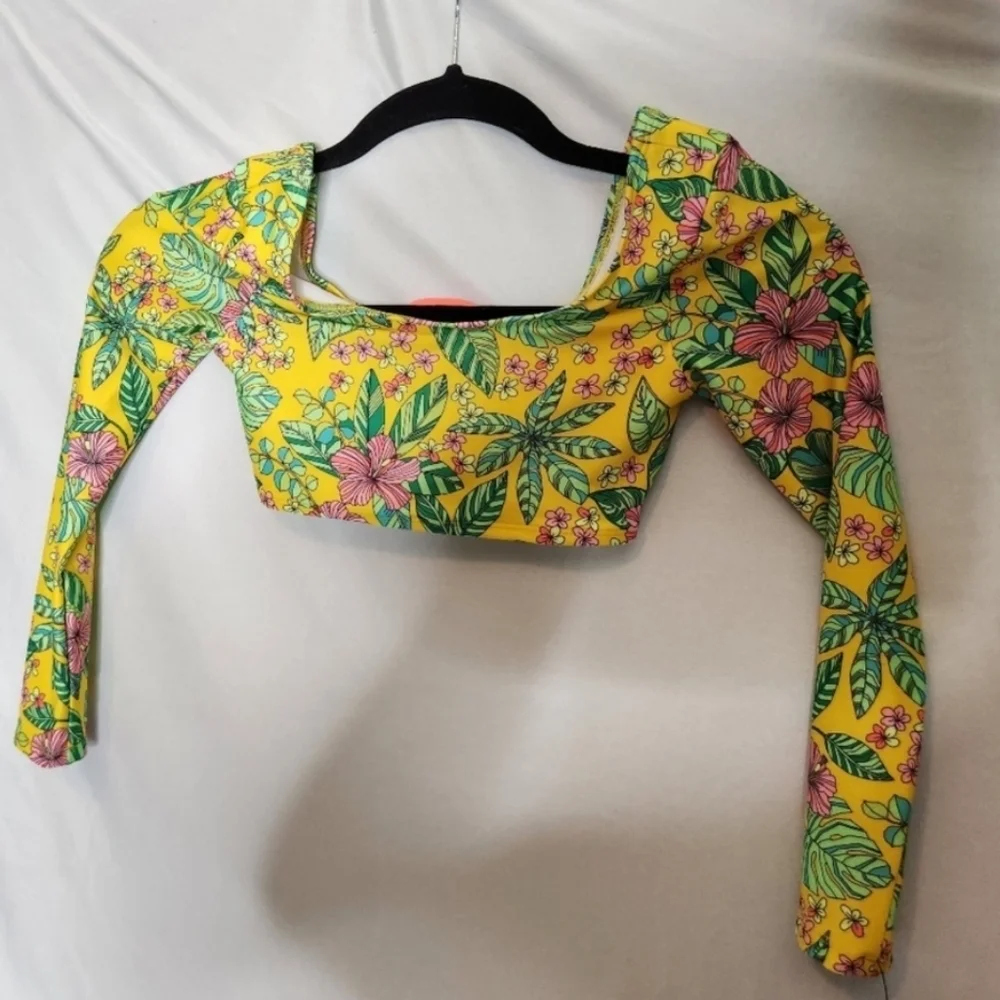 Girls' Tropics Utopia Floral Printed Rash Guard Top Only - Art Class XL (14)